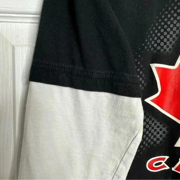 Hockey Canada Shirt Long Sleeved Black /Red  / White Size Large - Picture 5 of 16